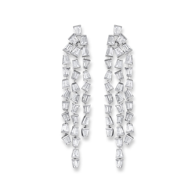 Rock Diamonds Chandelier Earrings – Bucherer Fine Jewellery